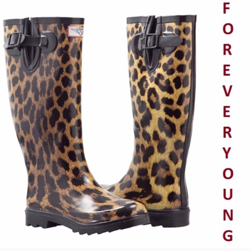 Forever Young Glossy Print Leopard Rain Boots